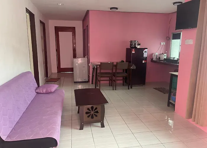 Kundasang Pink Homestay