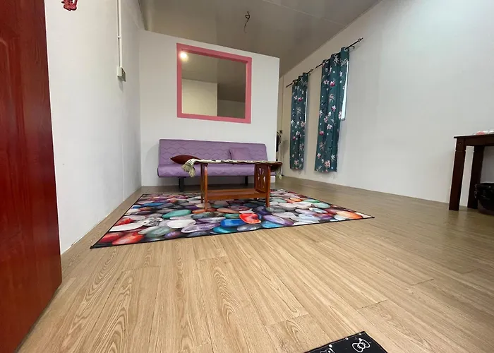 Kundasang Pink Homestay