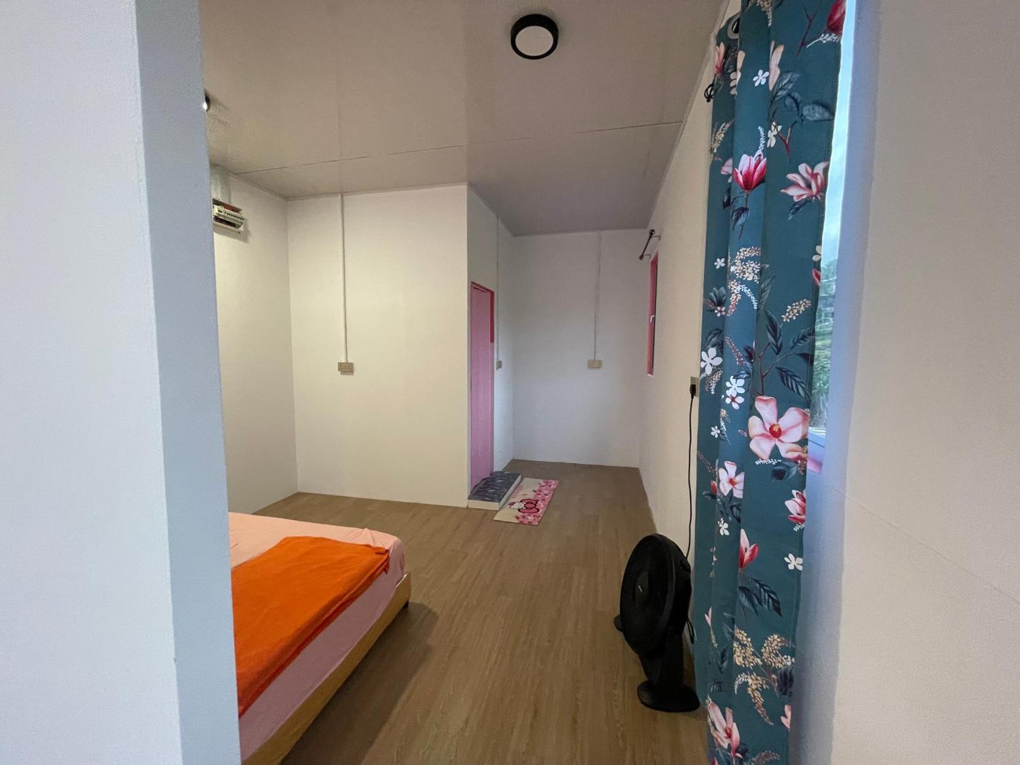 Pink Homestay