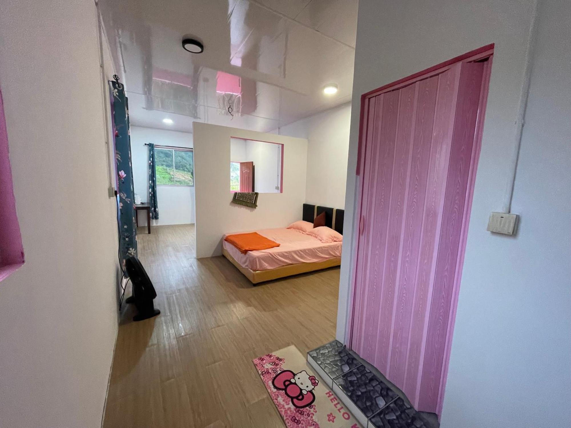 Homestay Pink Kundasang